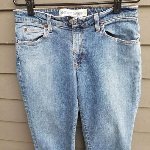 Gap Boot Cut Capris Size 8R - Picture 6 of 6